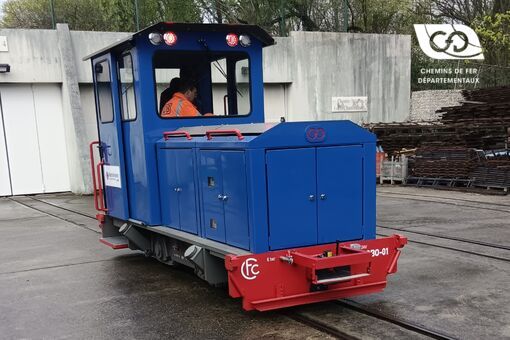 Tourist electric locomotive | CFD