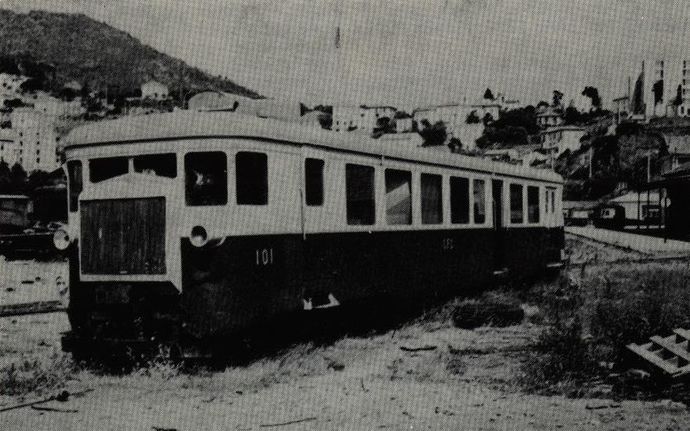 Autorail 101, prototype A 210 D, at Bastia station Autorail 101, prototype A 210 D, at Bastia station