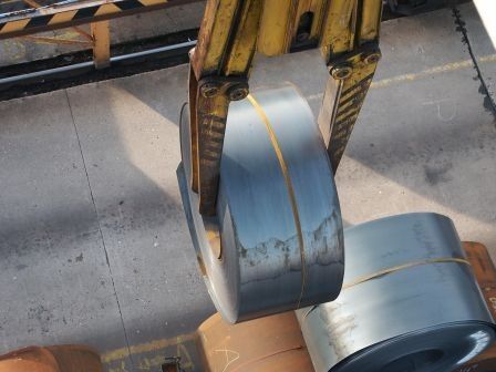 INGRIF knows how to deal with specific industrial problems, such as the management of a coil park