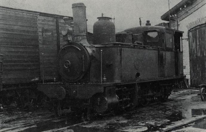 Locomotive 031 type Yonne, Couillet no. 11, at the Egreville depot (Seine-et-Marne). (Collection 