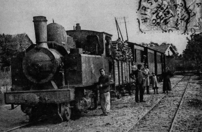 Locomotive 130 Saint-Léonard No. 84 at the Mortcerf depot