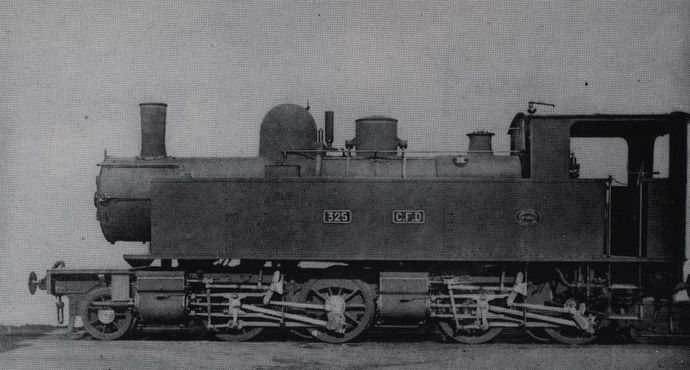 Mallet locomotive no. 325 elevation view Mallet locomotive no. 325 elevation view