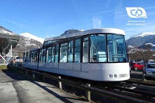 New Arcs Express Funicular Cabin by POMA