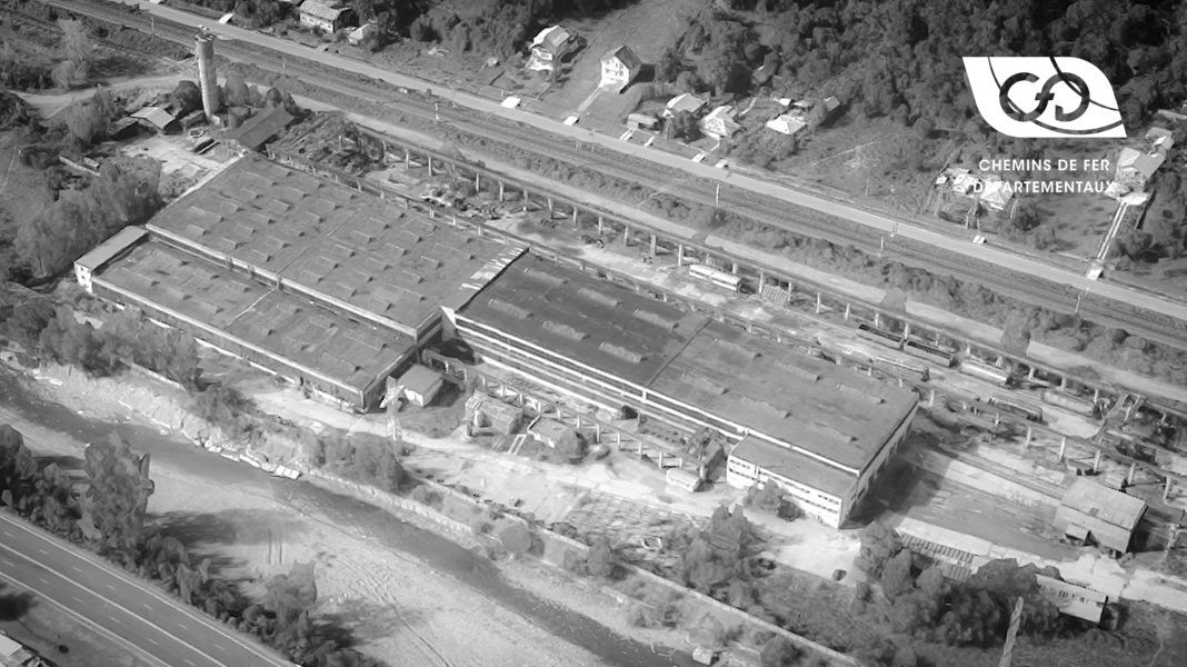 Our 17000m² factory is capable of producing all types of rolling stock