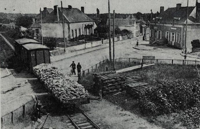 Scene of a manoevre at Souvigné (Indre-et-Loire nord) (Collection J. RENAUD)