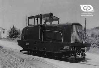 Standard tractors; type Dordogne (Series 650 to 652)