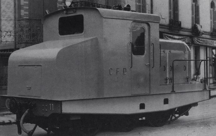 Tractor C.F.D. n° 11 rear 3/4 view (Collection J.C. RIFFAUD)