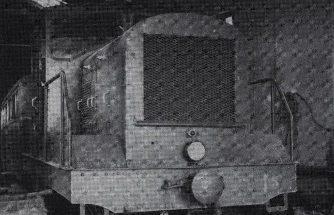 Tractor n° 15 in the shed of Toulon-sur-Arroux (Photo M. RIFAULT)