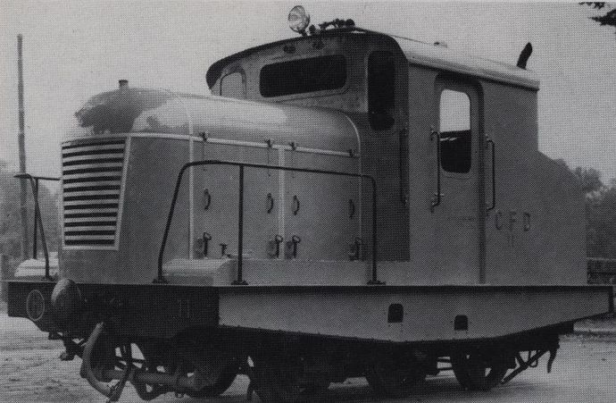 Tractor No. 11 of the C.F.D. at the end of its manufacture (Collection J.C. RIFFAUD)